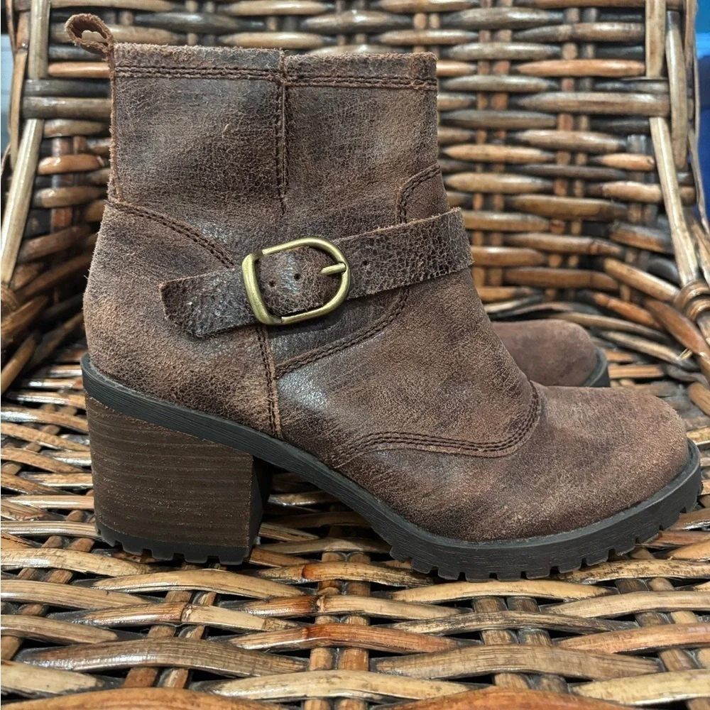 Lucky Brand Dark Brown Ankle Booties with Buckle Block Heel size 7.5